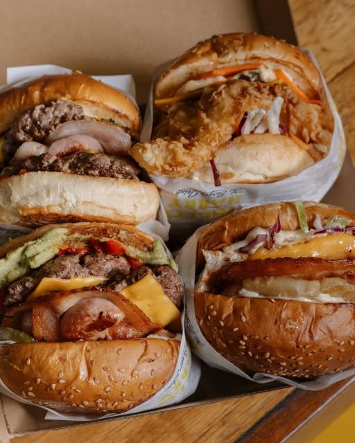 Hello Harry (The Burger Joint) Cairns photo 10