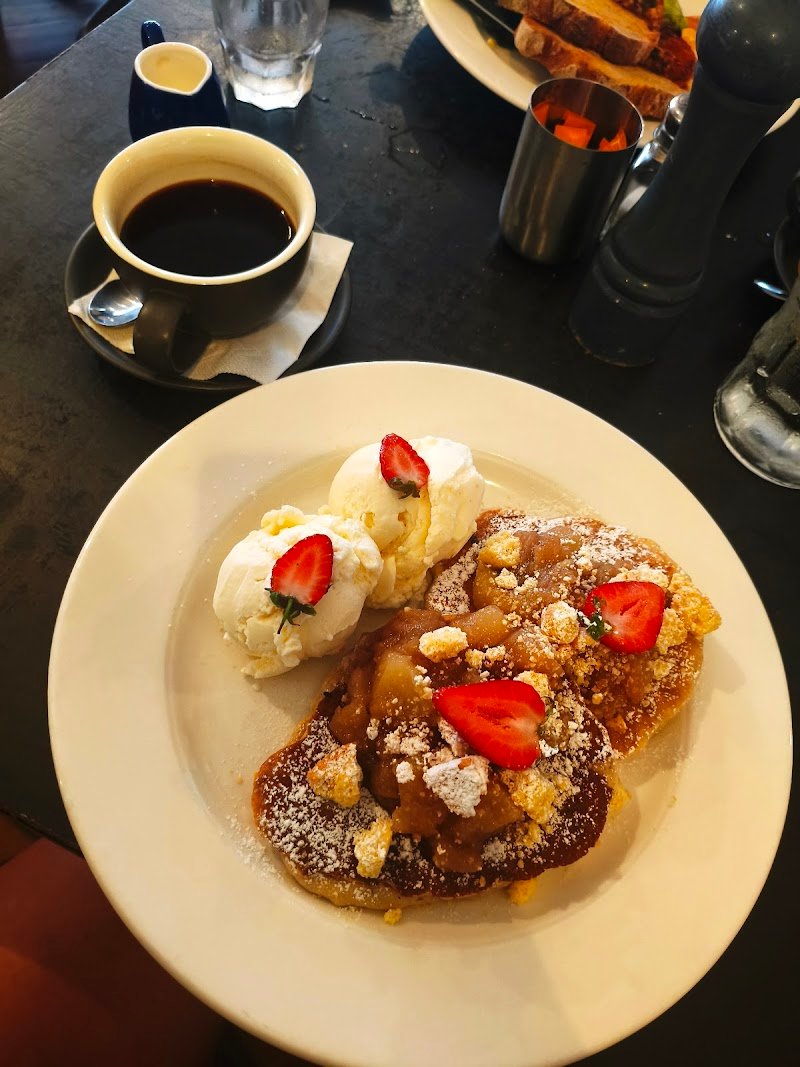 Betty Blue & The Lemon Tart photo 3