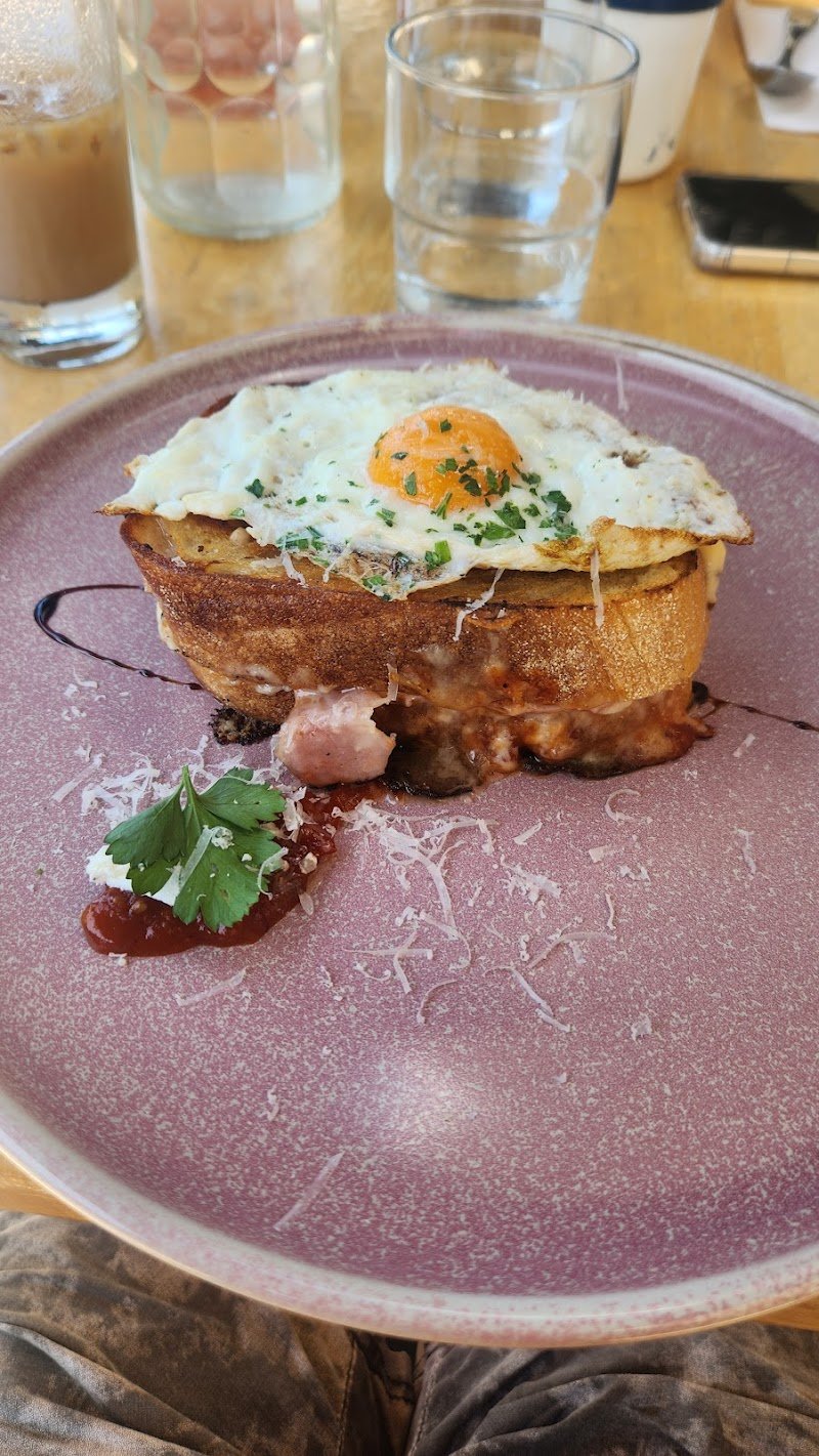 Elliott's Bistro photo 7